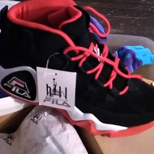Boys shoes
